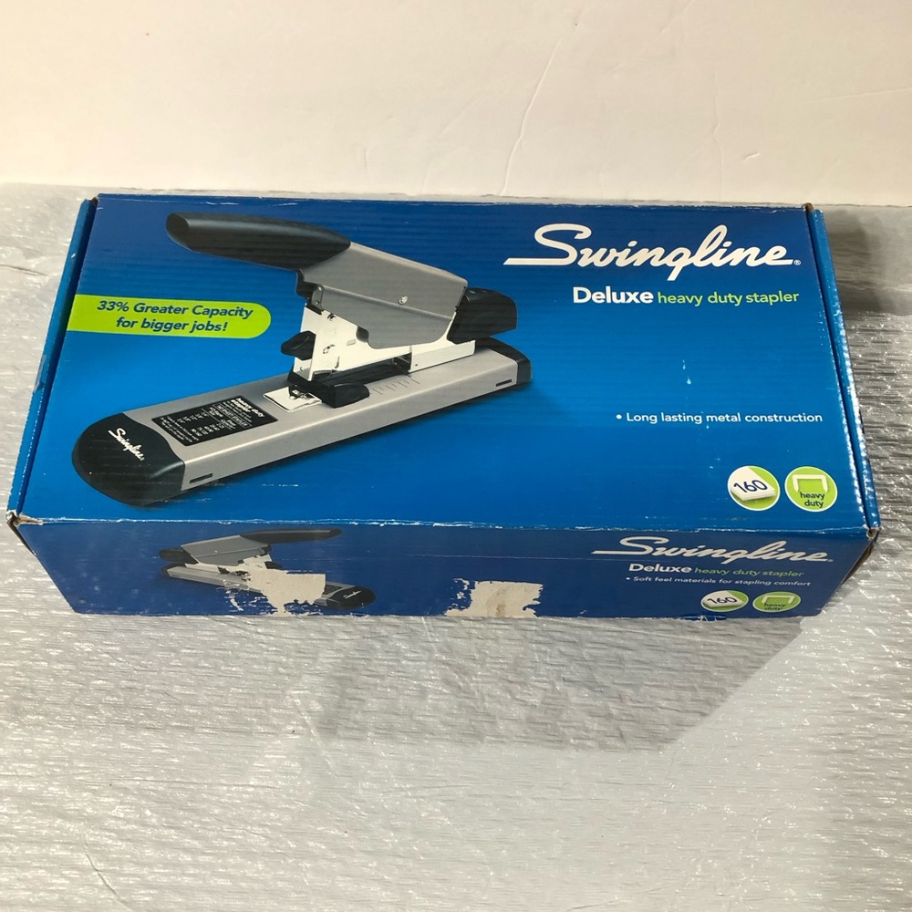 Swingline Deluxe Heavy Duty Stapler